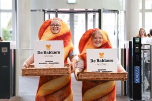 Deltion College opent vernieuwde bakkerswinkel